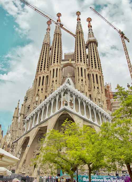 Barcelona Sagrada Falilia Gaudi